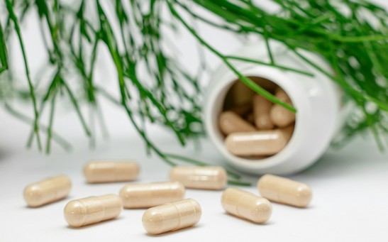 Daily Multivitamin Supplements Do Not Decrease Death Risks Among Healthy Adults, Study Reveals
