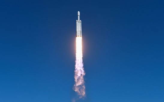 SpaceX Successfully Launches EutelsatOneWeb Satellites for European Internet Provider